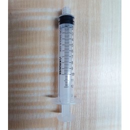 Seringue 12ml pour la mise...